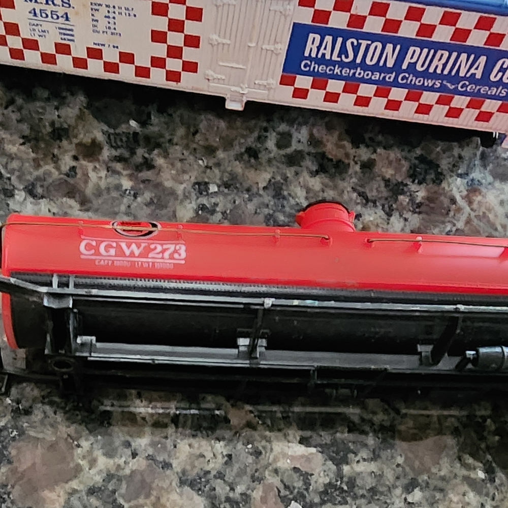 Colorful Train Set for Kids - Picture 4 of 4